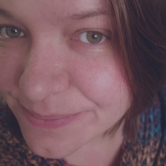 Meet your Posher, Michelle - Picture 1 of 1